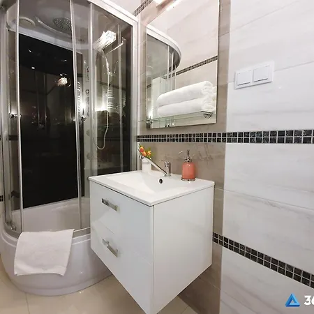 365pam - Dwie Sosny Przy Plazy - Sauna, Jacuzzi, Silownia, Bawialnia * Ustronie Morskie