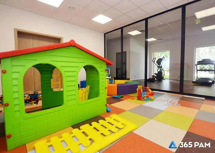 365pam - Dwie Sosny Przy Plazy - Sauna, Jacuzzi, Silownia, Bawialnia ウストロニエ・モルスキエ